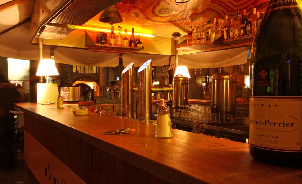 Bar-Lounge