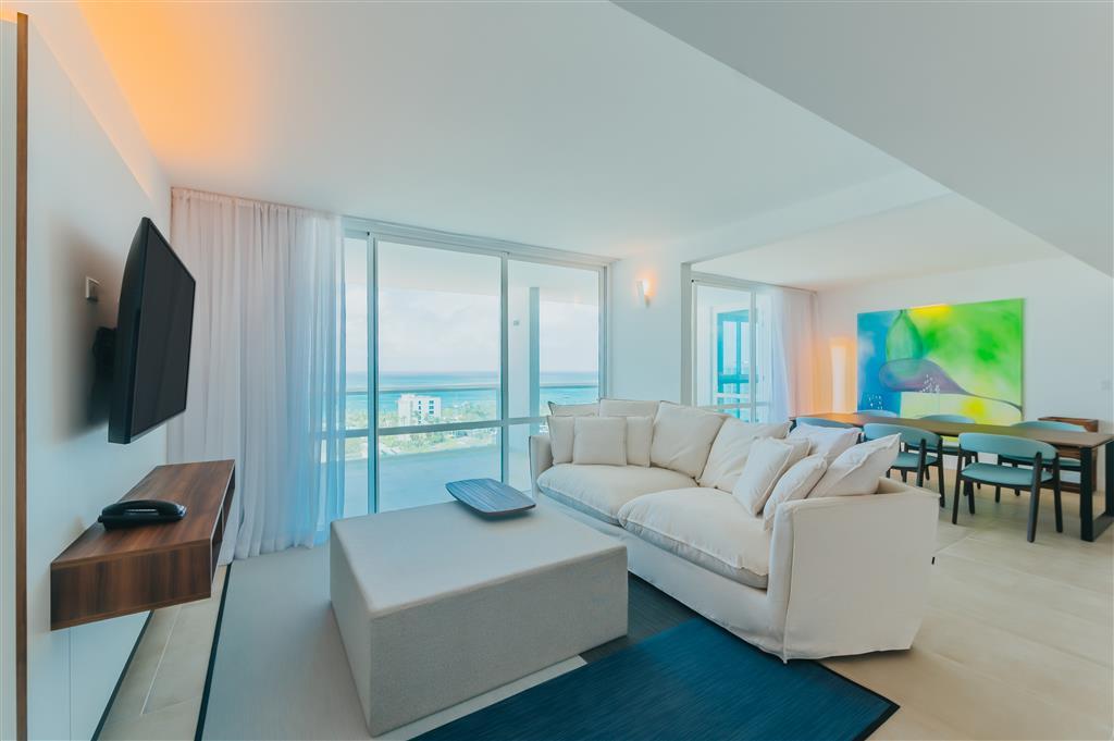 Ocean-View Suite Living Area