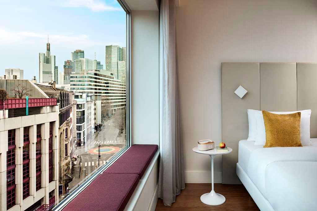 Avani Frankfurt City Hotel Guest Room Premium Double Room Window Seat with View