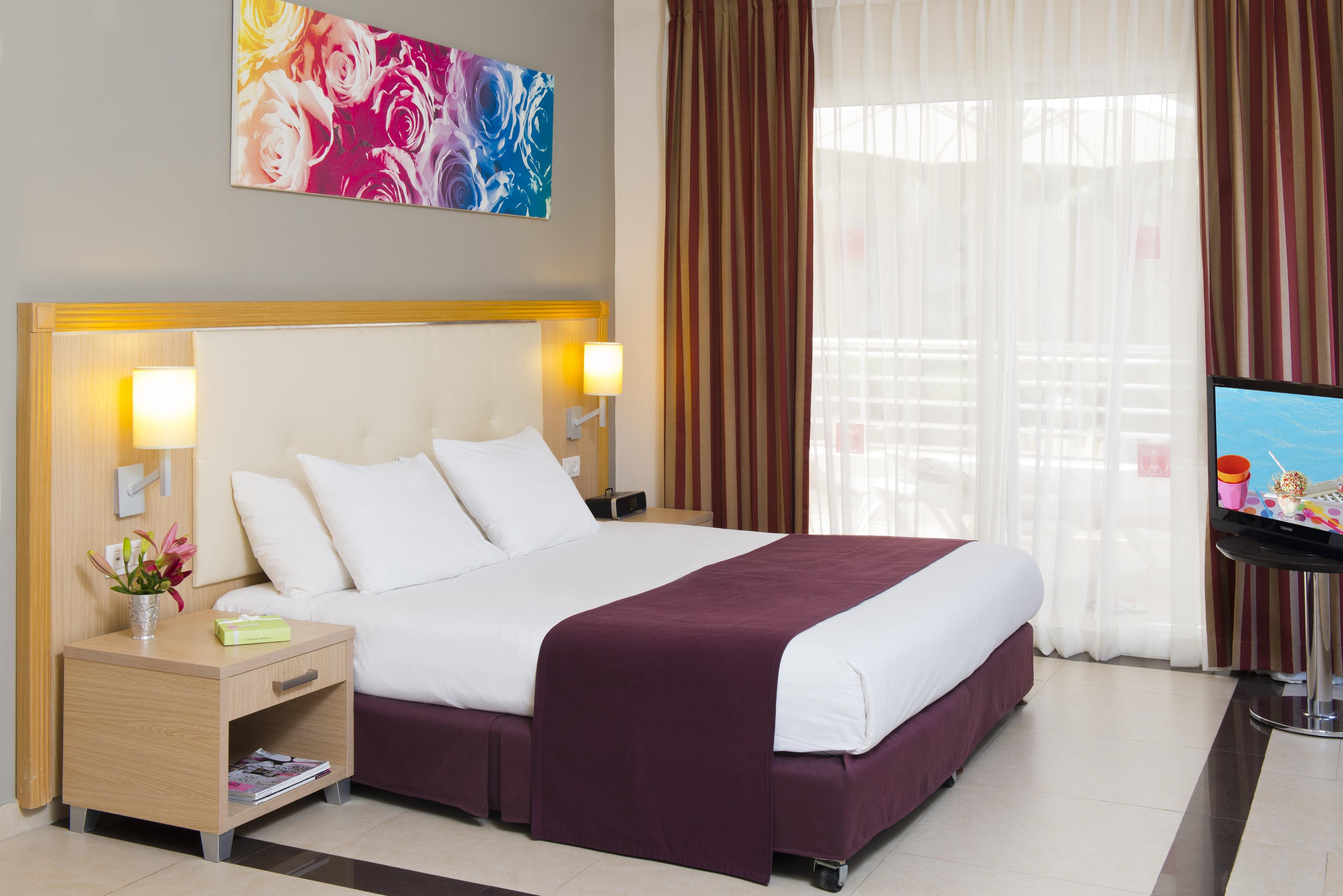 Royal Resort Suite Delax Room