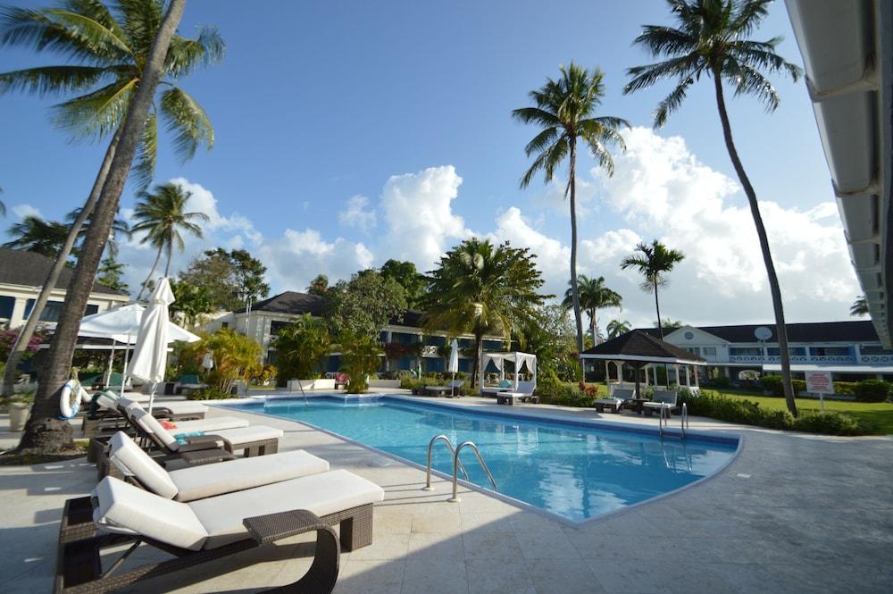 Starfish Discovery Bay Resort Barbados in Holetown, Barbados
