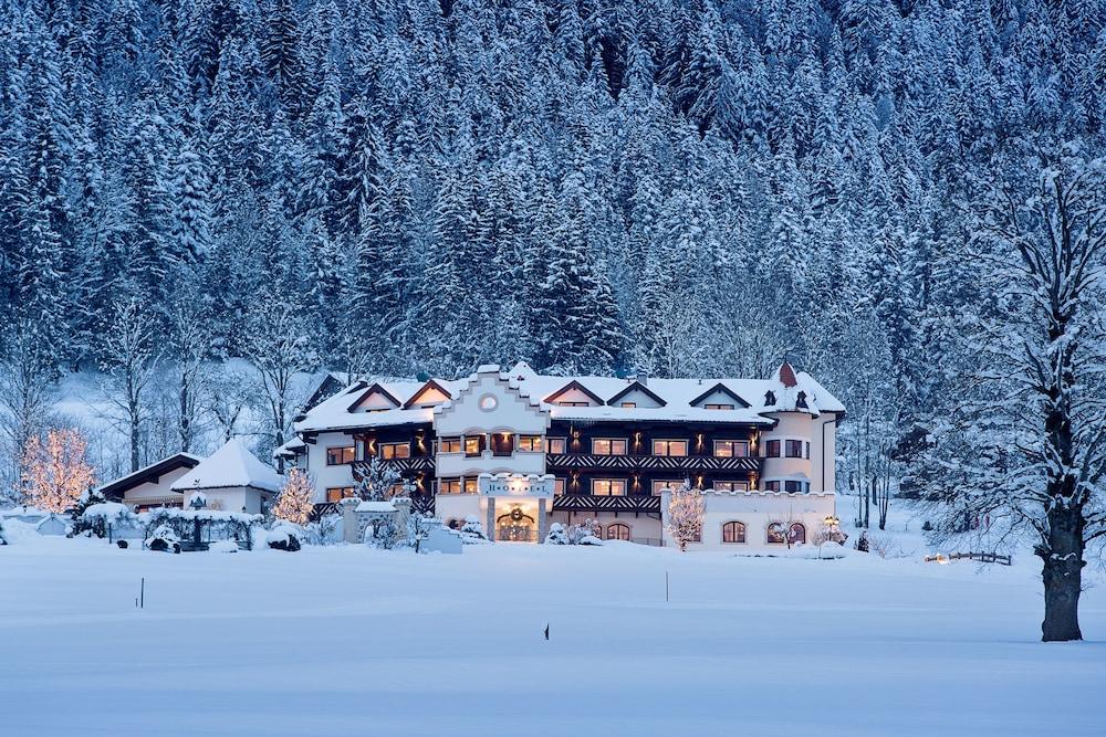 Hotel Alpenschlossl in SOELL, Austria