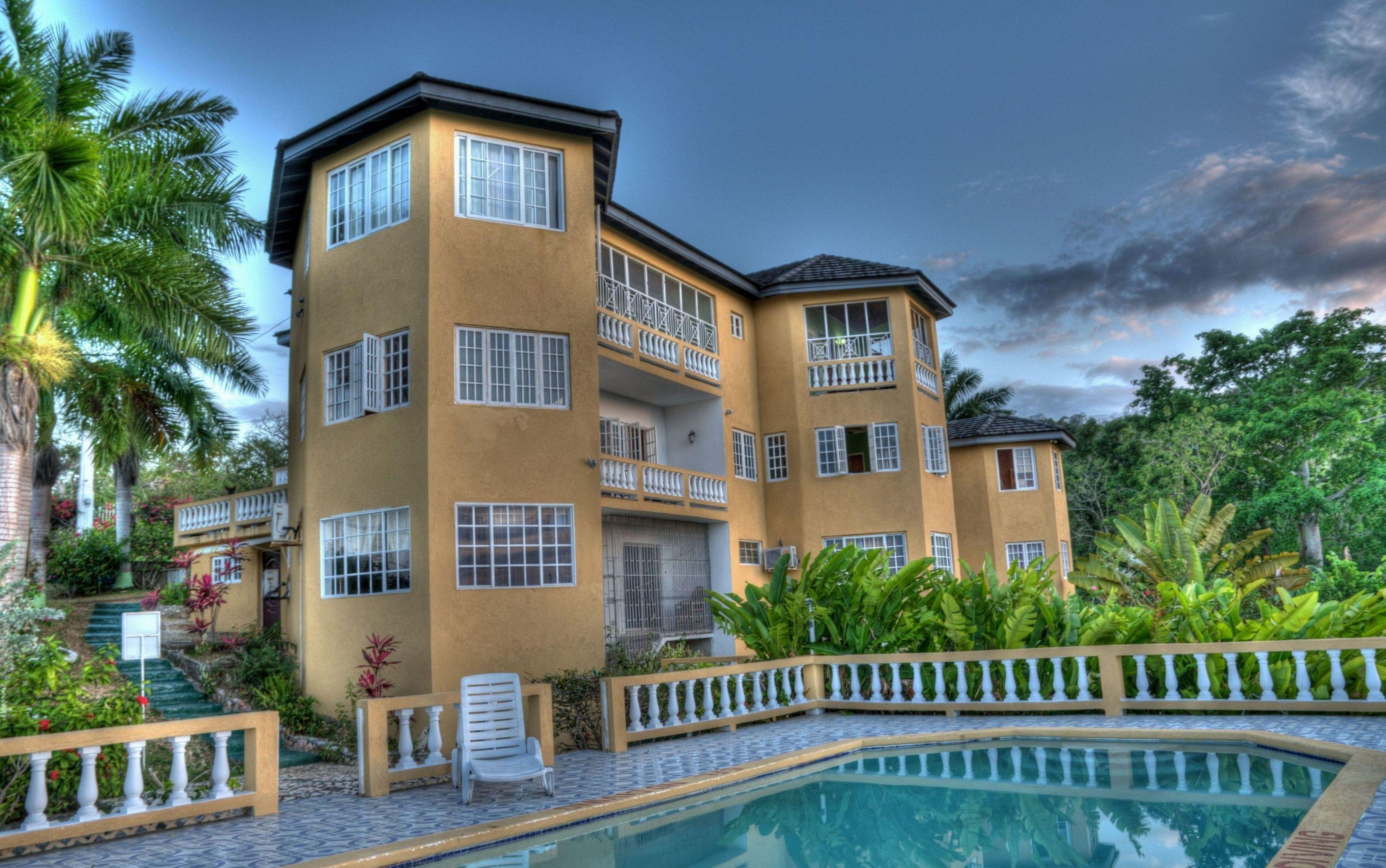 Emerald Sea View Bed And Breakfast in Montego Bay, Jamaica