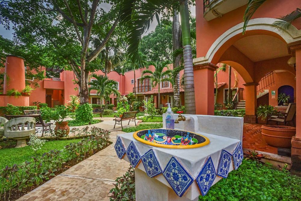 Hacienda San Miguel Hotel & Suites in Cozumel, Mexico