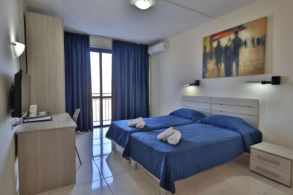 RELAX INN HOTEL in ST. PAUL'S BAY, Malta