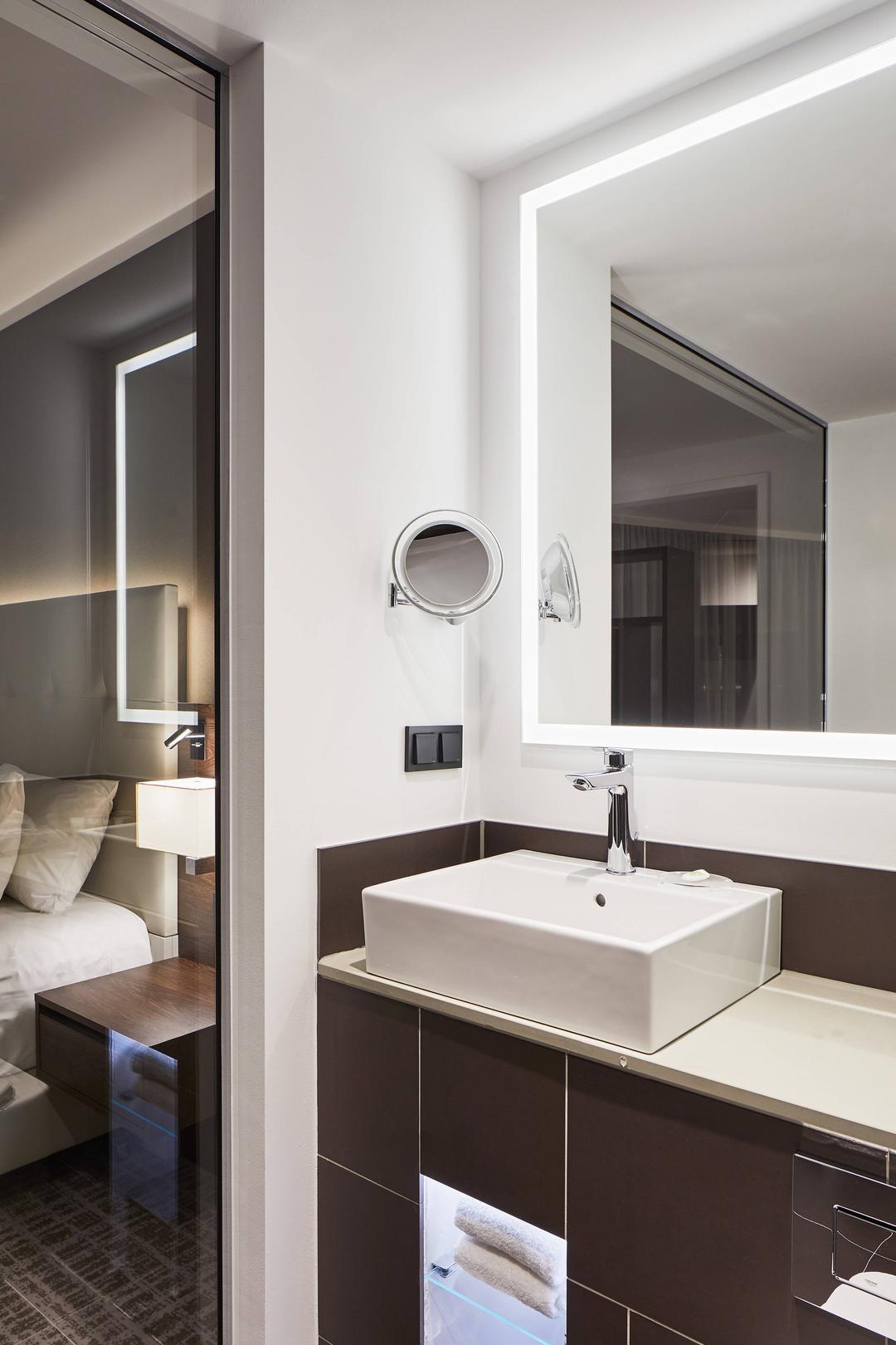 Our bathrooms have all daylight and are equipped with modern facilities.