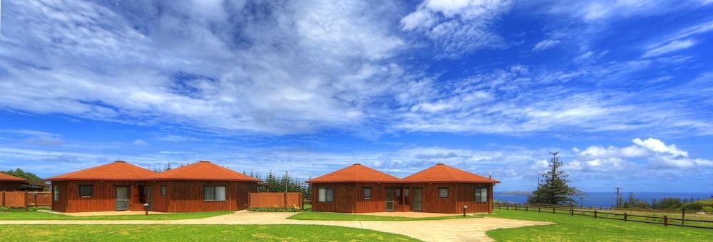 Ocean Breeze Cottages in NORFOLK ISLAND, Norfolk Island