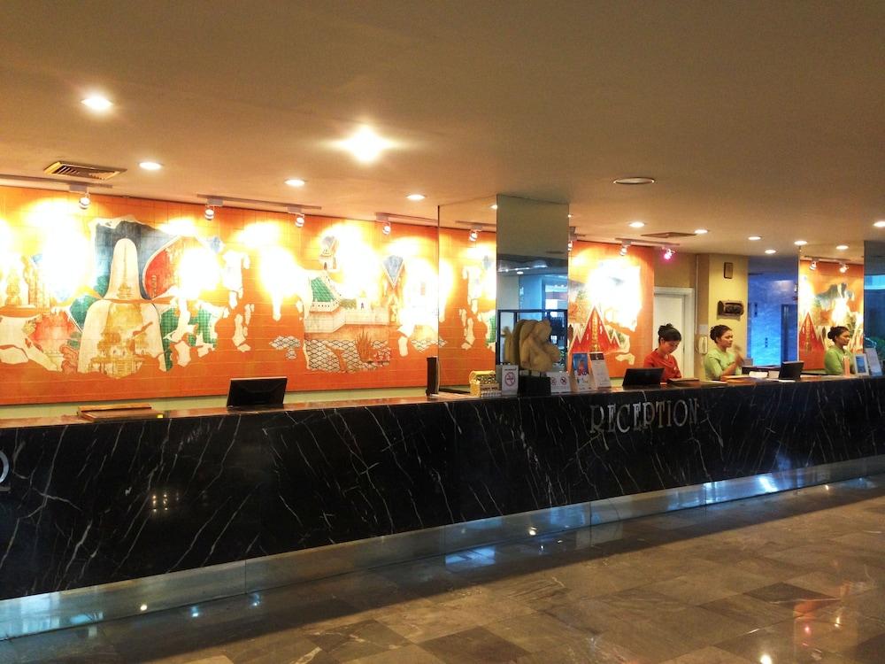 The City Hotel Sriracha By Bbh Japan in Si Racha, Thailand