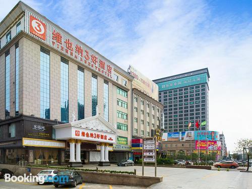 Vienna 3 Best Hotel Guangzhou Zengcheng Xintang Harbour Avenue in ZENGCHENG, China
