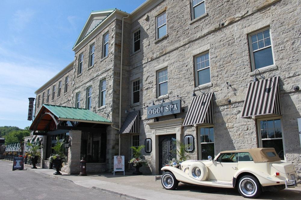 Stone Mill Inn in St Catharines, Canada