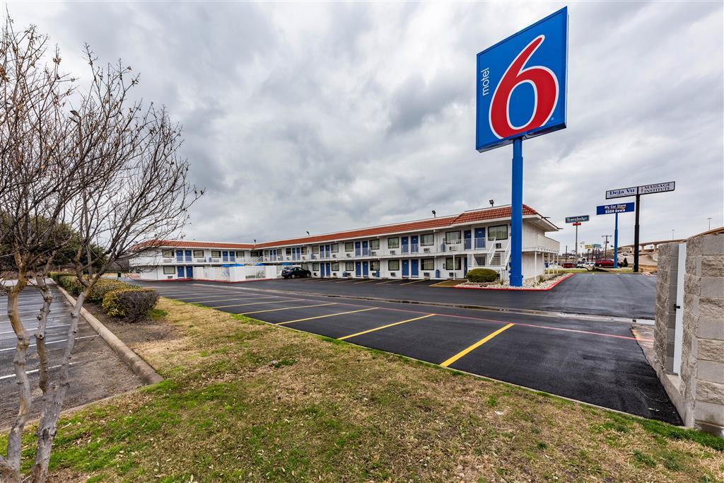 Motel 6 Fort Worth N Richland Hills in North Richland Hills, United States Of America