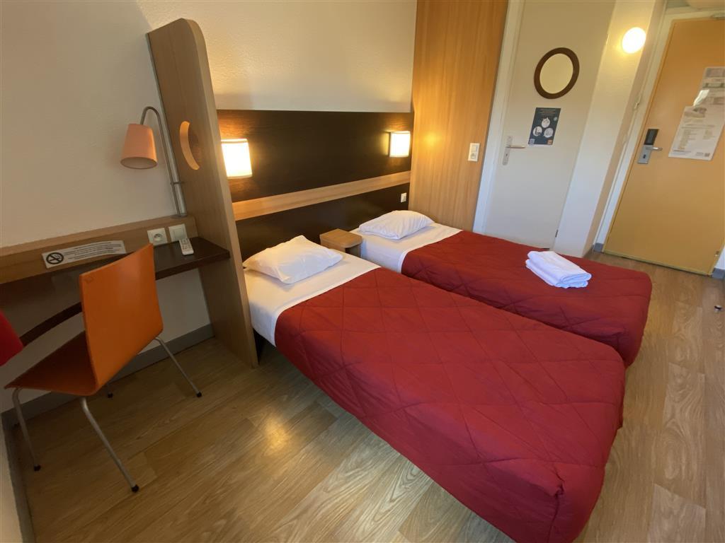 Hôtel Première Classe Lisieux - Chambre à 2 lits simples