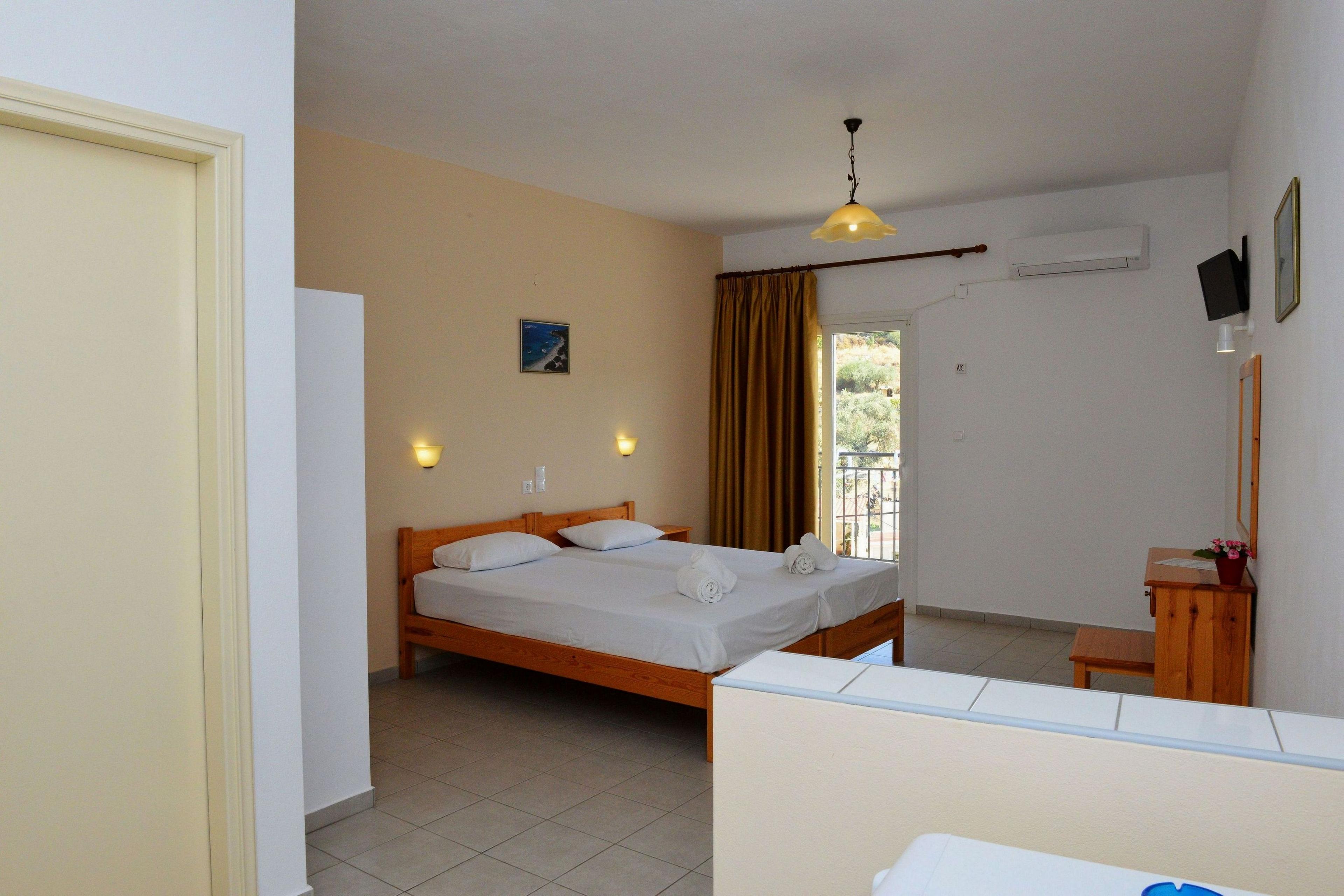 2 TWIN BEDS OR 1 DOUBLE BED, AIR-CONDITIONING, BALCONY, EQUIPPED TERRACE, BATHROOM WITH SHOWER, TOILET, HAIRDRYER-ON REQUEST, MIRROR, REFRIGERATOR, FLAT SCREEN TV, DAILY HOUSEKEEPING AND KETTLE ON REQUEST.