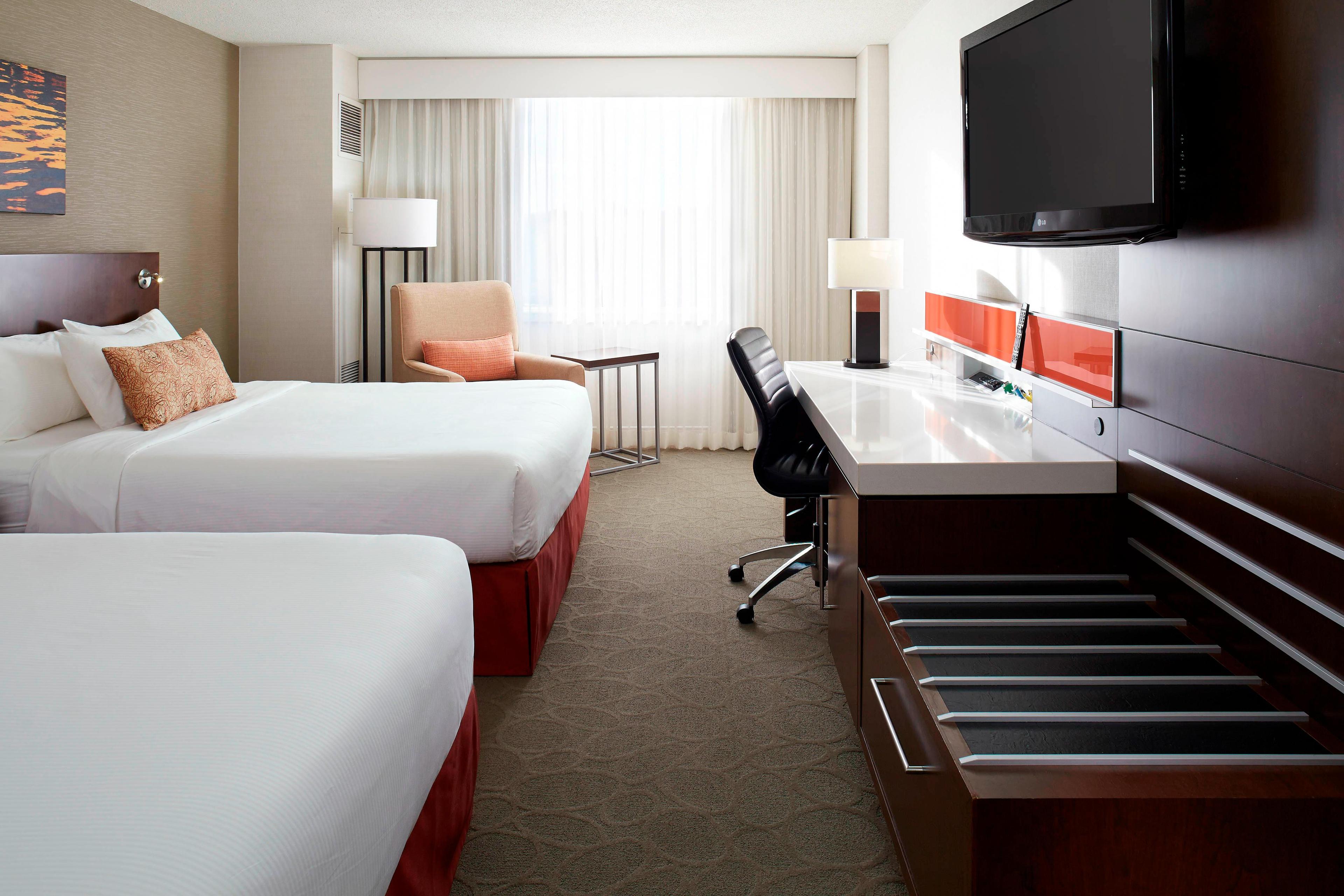 Our guest rooms feature chic décor and plenty of natural light, creating an ideal atmosphere for relaxing or working.