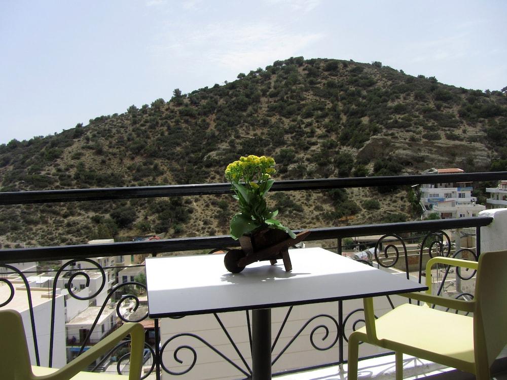 Petra Hotel in Agios Vasileios, Greece