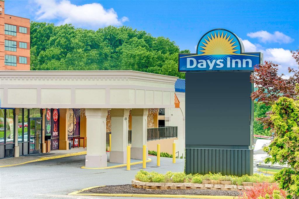 Welcome to the Days Inn Towson