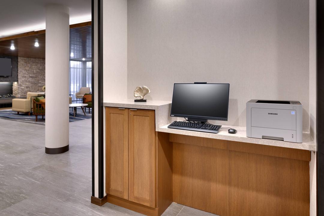 When it’s time to depart for your flight, print your boarding pass at our convenient business center.