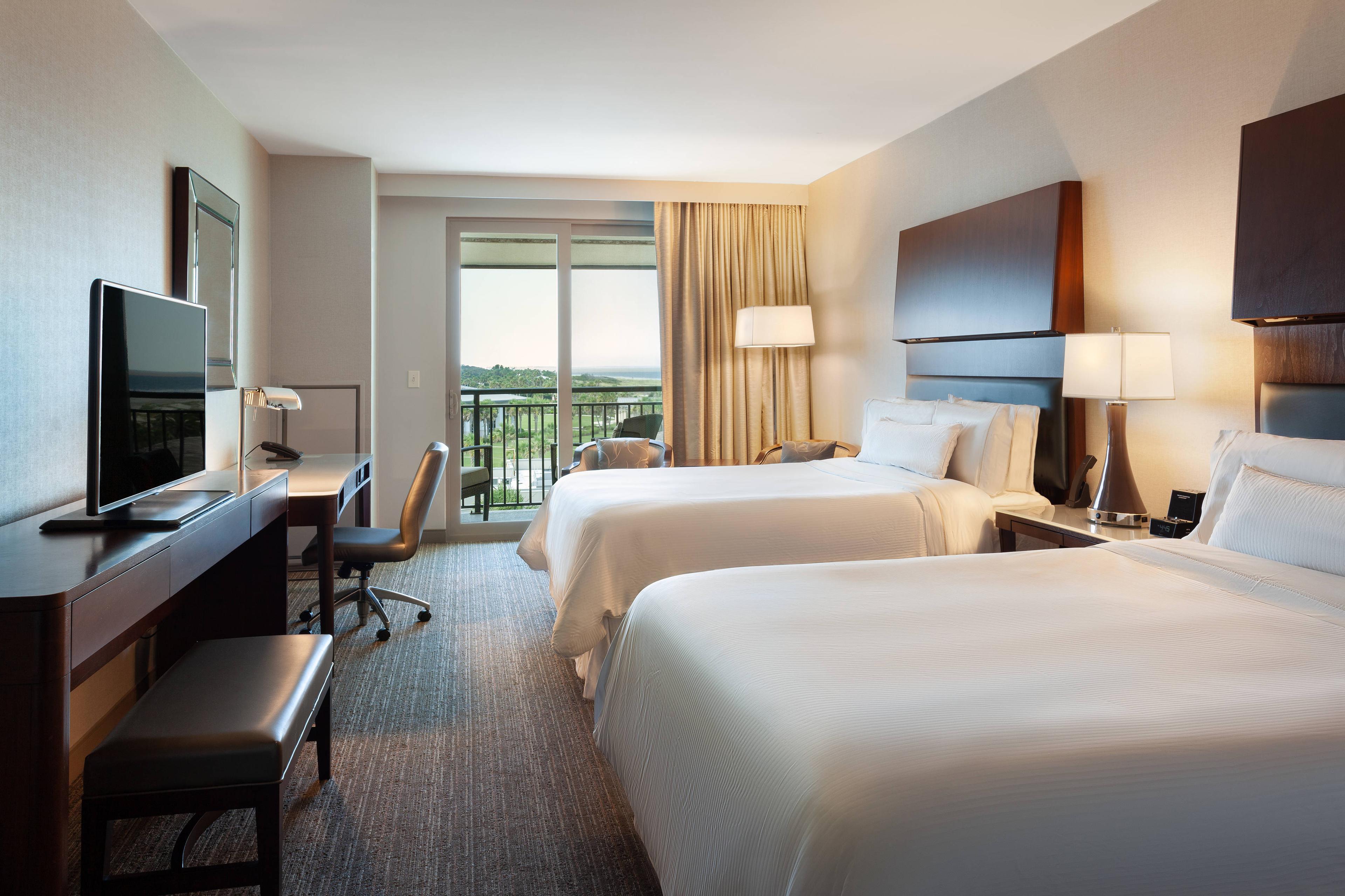 Each of our ocean-view rooms features a step-out balcony overlooking either Beach Village or the hotel courtyard, as well as an iconic Heavenly® Bed.