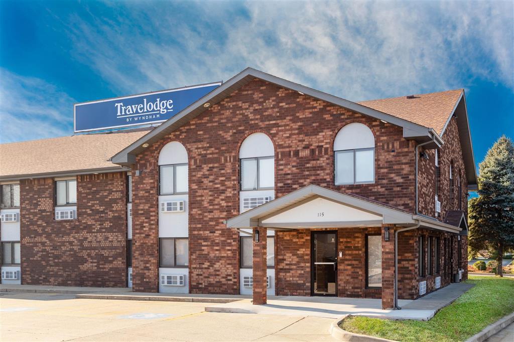 Travelodge By Wyndham Elkhart in Elkhart, United States Of America