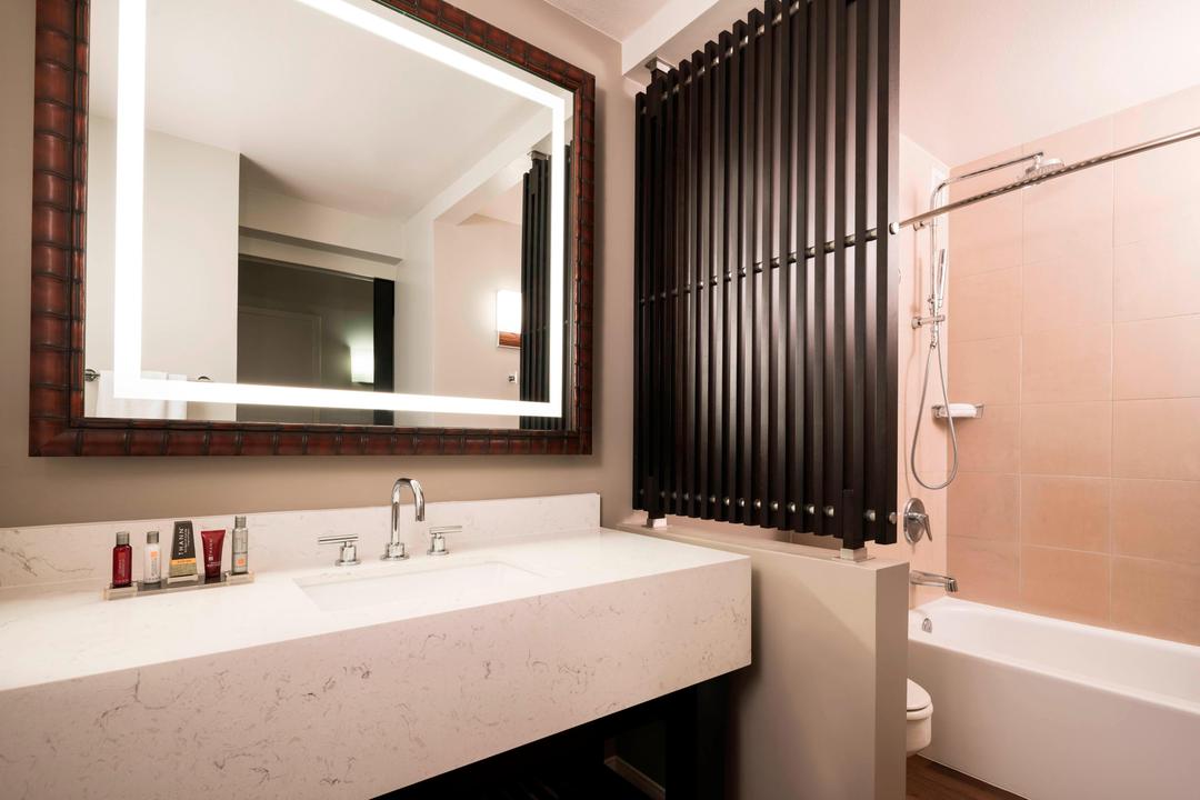 Choose between shower or bath and enjoy our aromatherapy amenities.