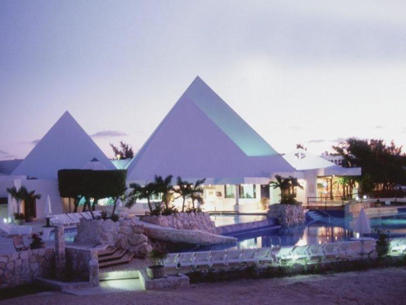 Cancun Marina Club in CANCUN, Mexico
