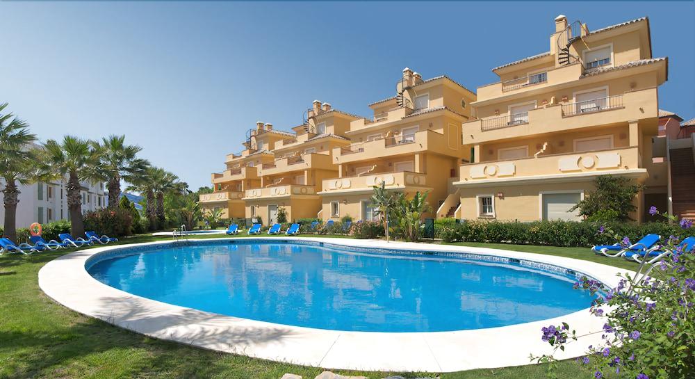 Vista Real Hotel-Apartamentos in San Roque, Spain