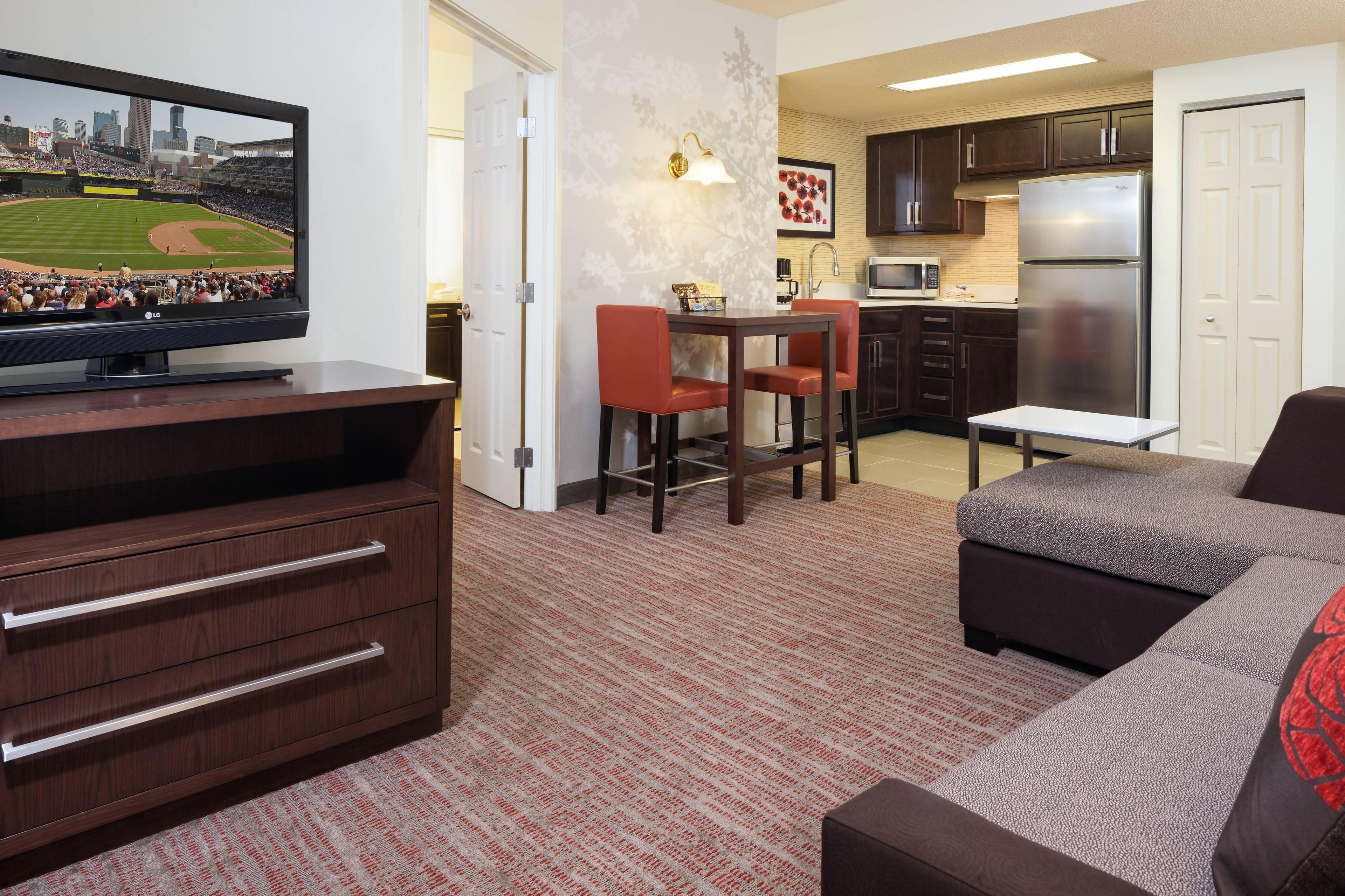 Our suites offer the perfect space to work and to relax.