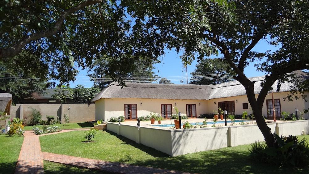 Mandebele Lodge in Victoria Falls, Zimbabwe