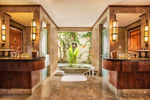 Luxury Villa Bathroom