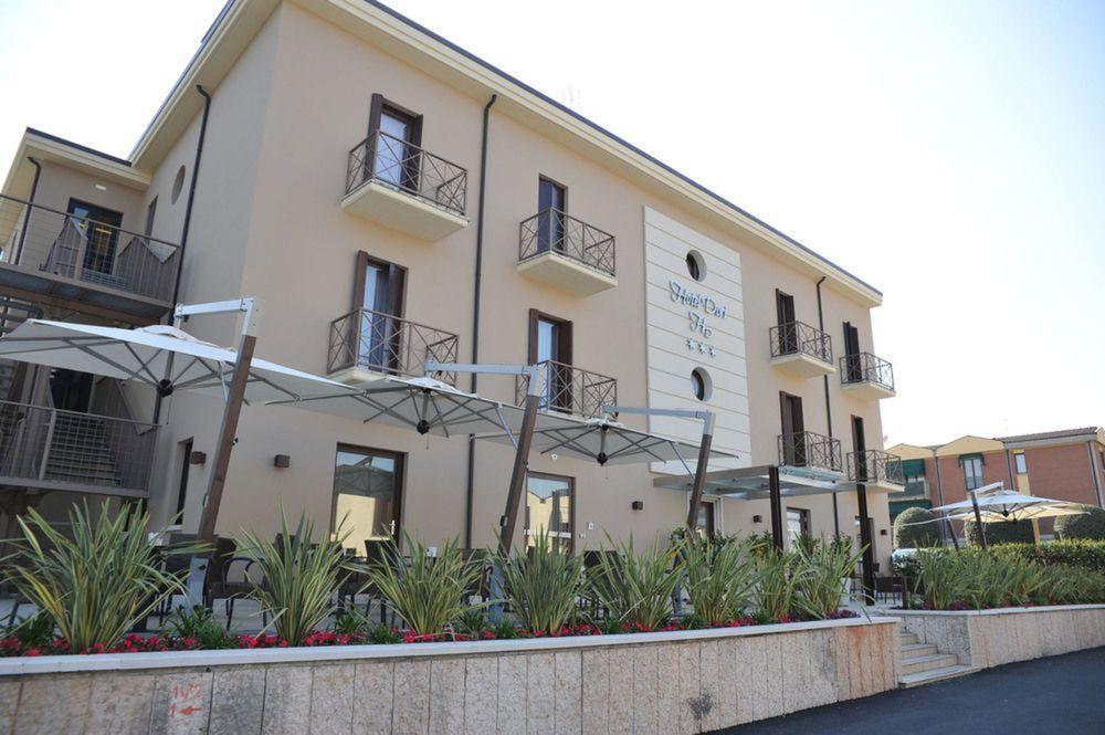 Hotel Dori in Peschiera Del Garda, Italy