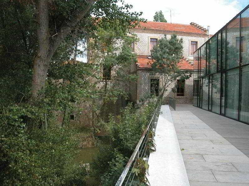 Fuente De La Acena in Quintanilla De Onesimo, Spain