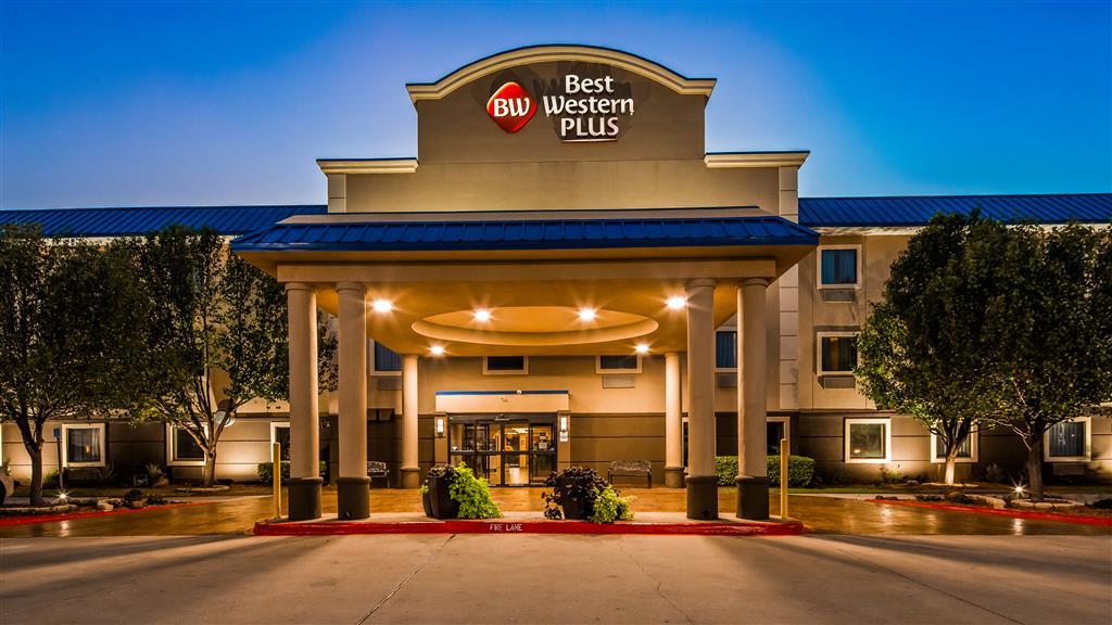 Welcome to the Best Western Plus University Inn & Suites!
