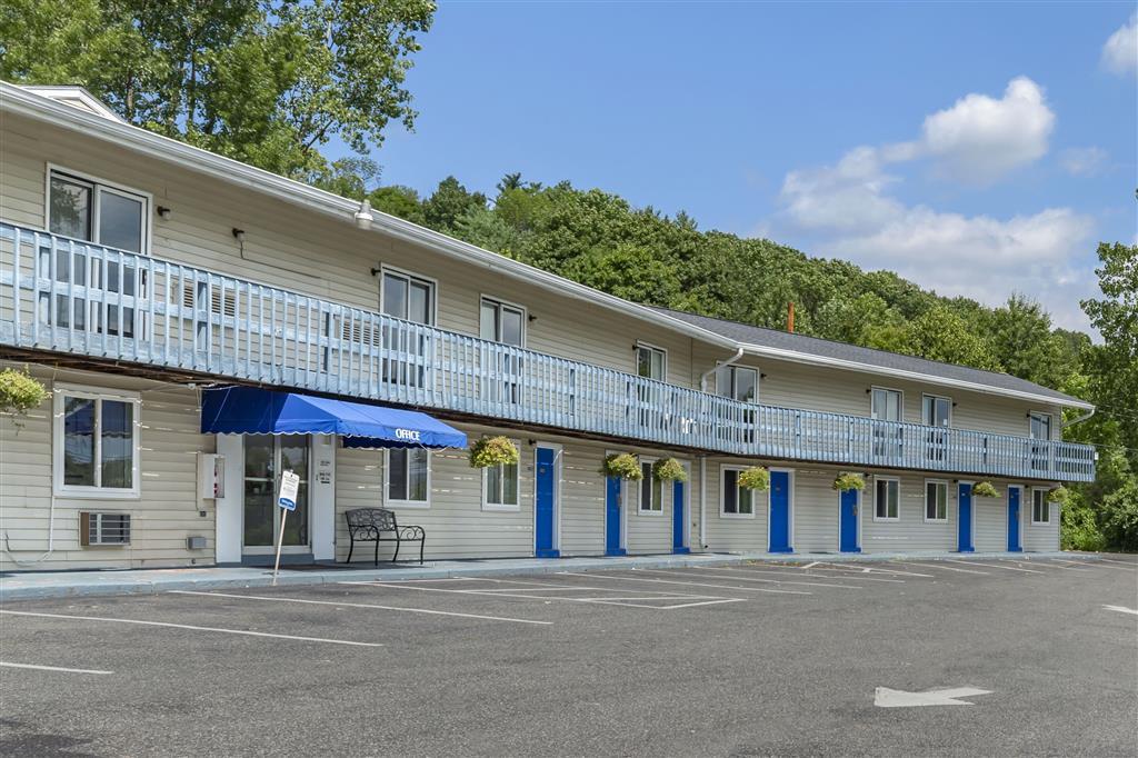 Econo Lodge Lee - Great Barrington in Lee, United States Of America