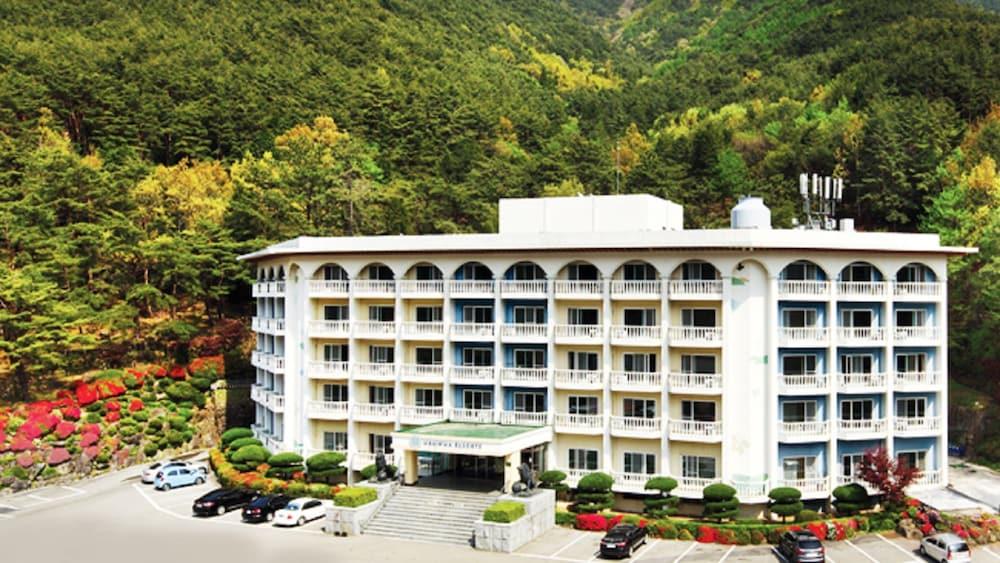 Hanwha Resort Jirisan in Gwangju, Korea Republic Of