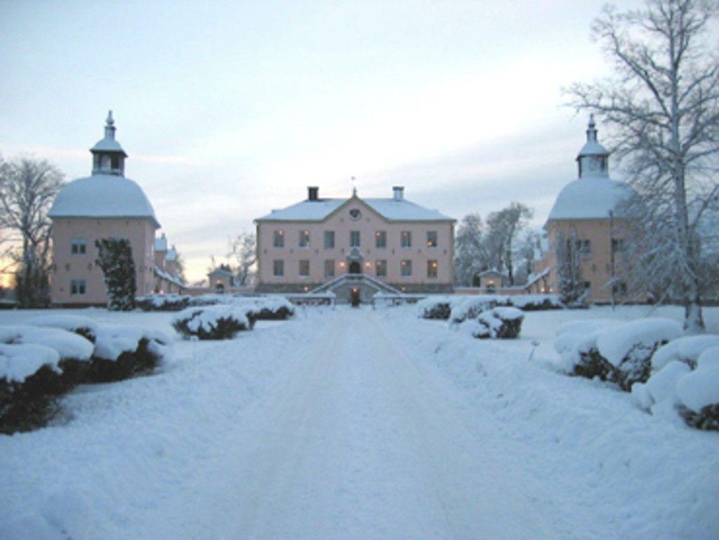Winter picture of Hesselby Slott