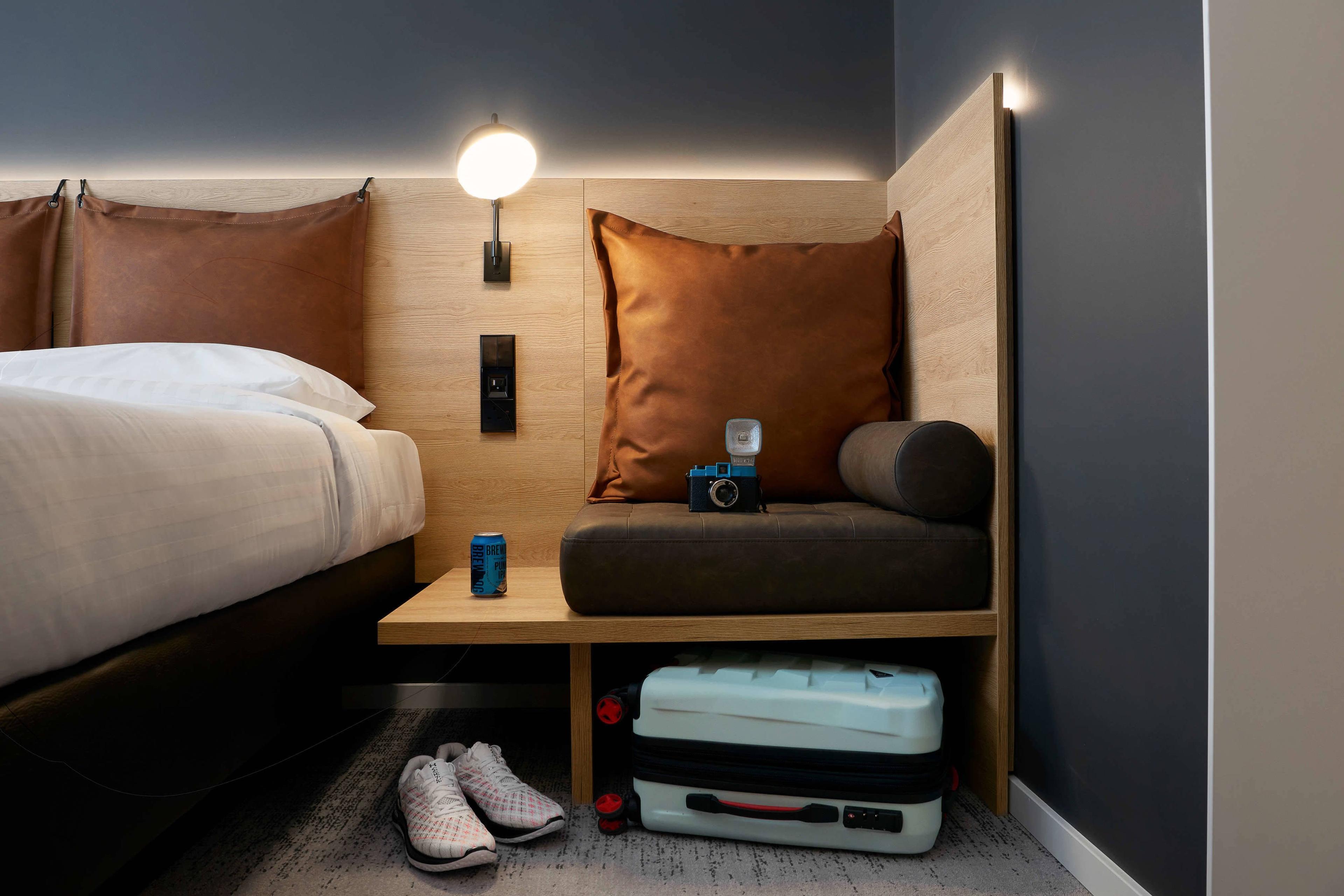 Clever little touches to our in-room furniture make our Moxy Sleeper the perfect place to stash your suitcase before heading back to Moxy Bar