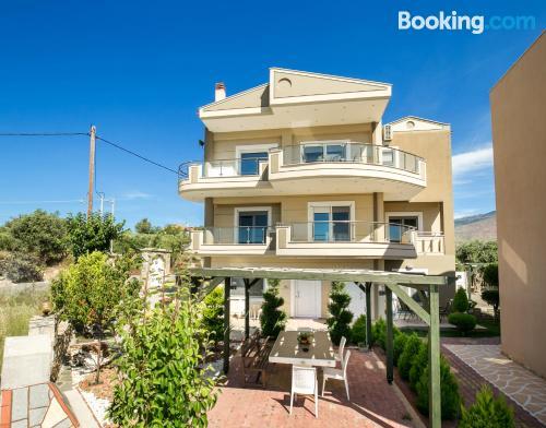 DELUXE APARTMENTS ANDREAS in LIMENARIA, Greece