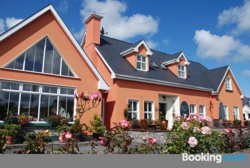 BALLYVAUGHAN LODGE GUESTHOUSE in BALLYVAUGHAN, Ireland