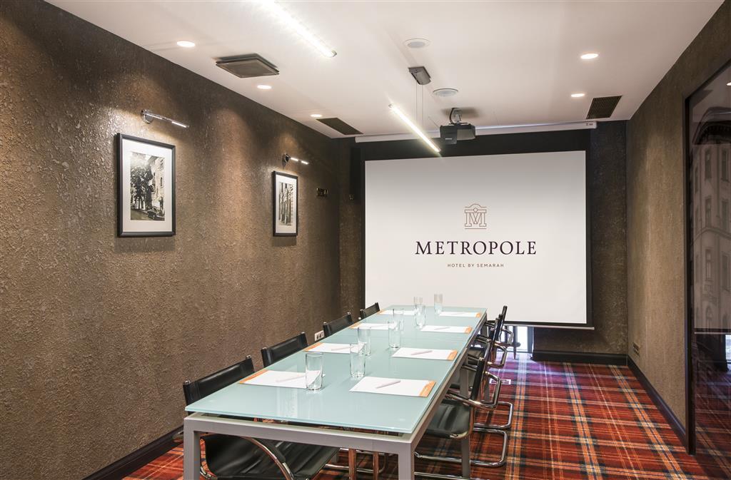 Metropole Meeting Room