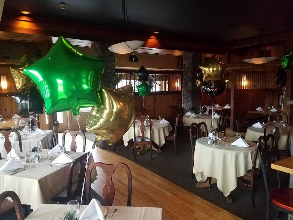 Camelot Restaurant & Inn in Clarks Summit, United States Of America