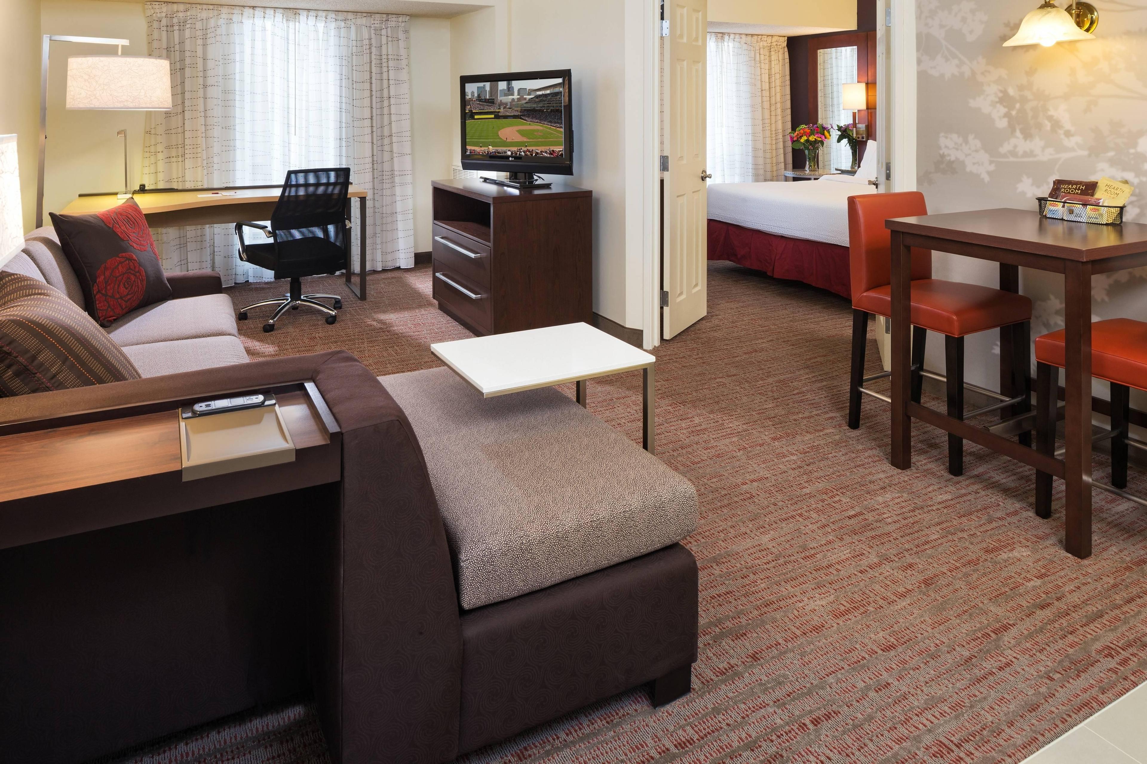 Enjoy all the comforts of a modern home in our One-Bedroom Suite.
