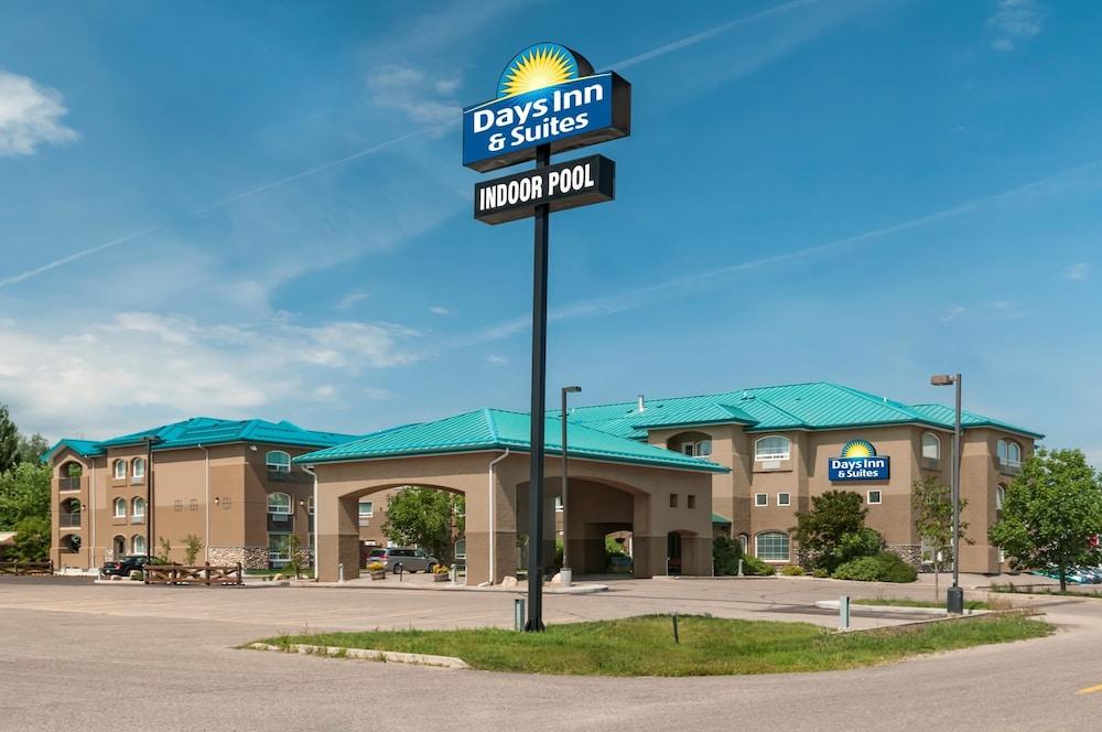 Days Inn & Suites By Wyndham Brandon in Brandon, Canada