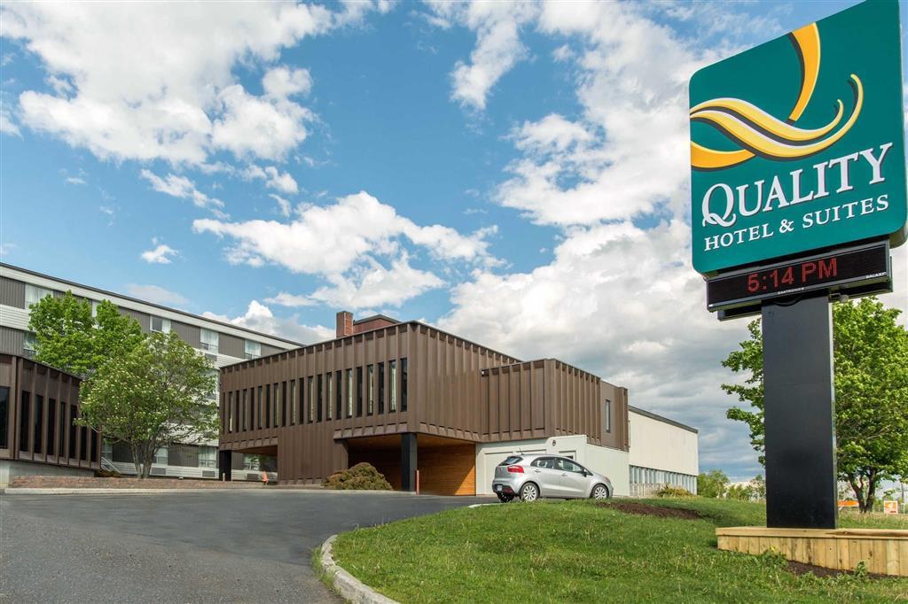 Quality Hotel And Suites Gander