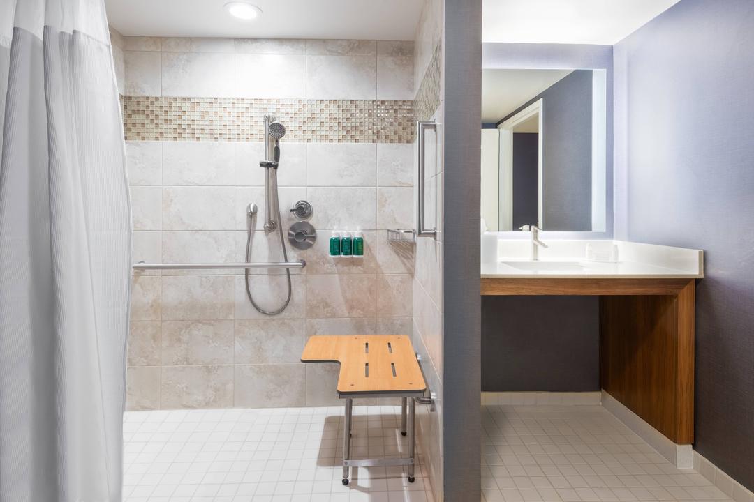 Our accessible rooms feature compliant bathroom fixtures to ensure safety during your stay including grab bars near the toilet and in the shower and a vanity counter which is open for wheelchairs to easily fit.