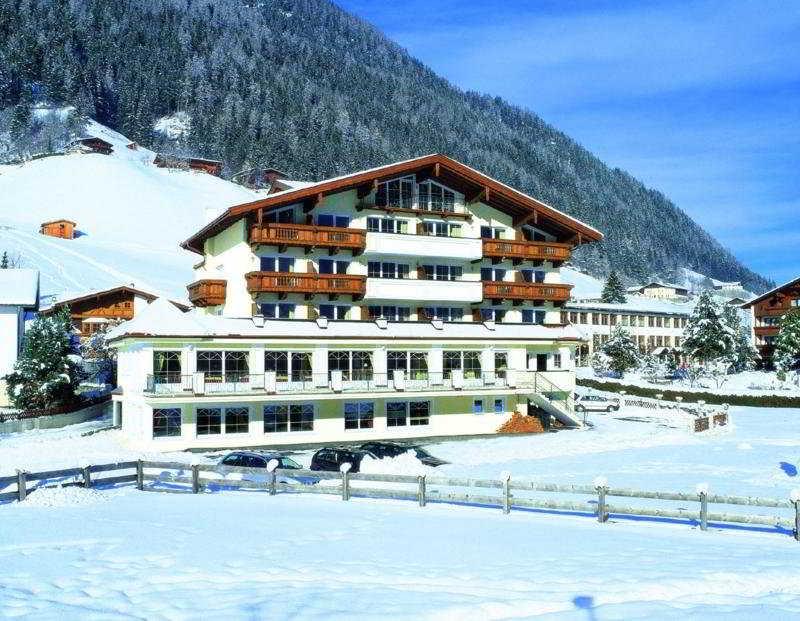 Activehotel Bergkonig in Ski-Alp Dest -Szg - Inn, Austria
