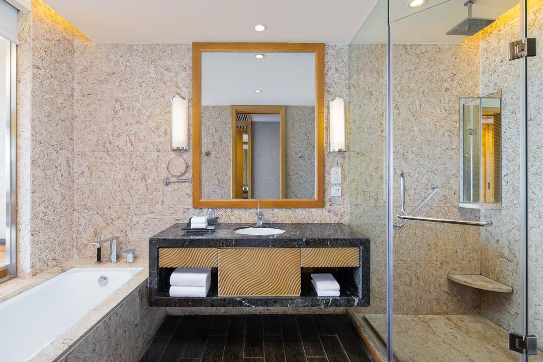 Enjoy the shower in our spacious and comfortable bathroom to relax yourself.