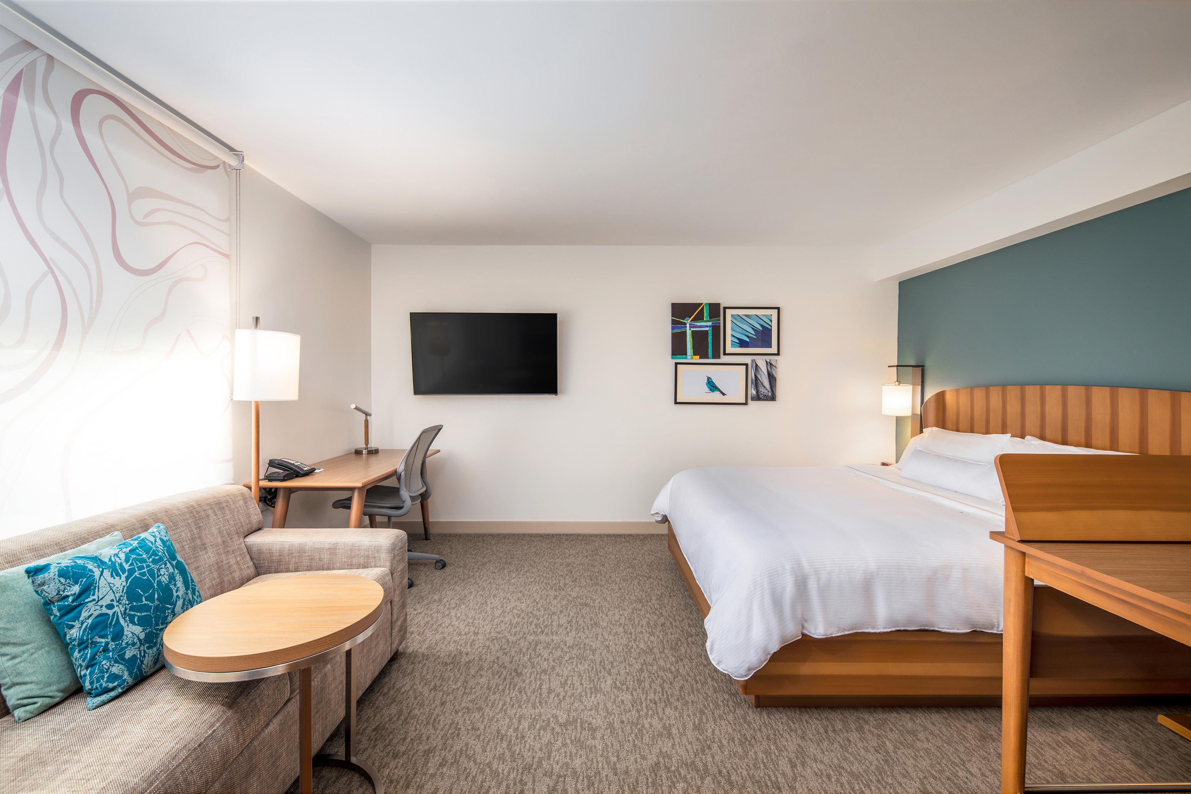 Unwind after a busy day in Bentonville in our spacious studio king rooms. Enjoy a snack and beverage while watching a movie on the large, flat-panel TV.