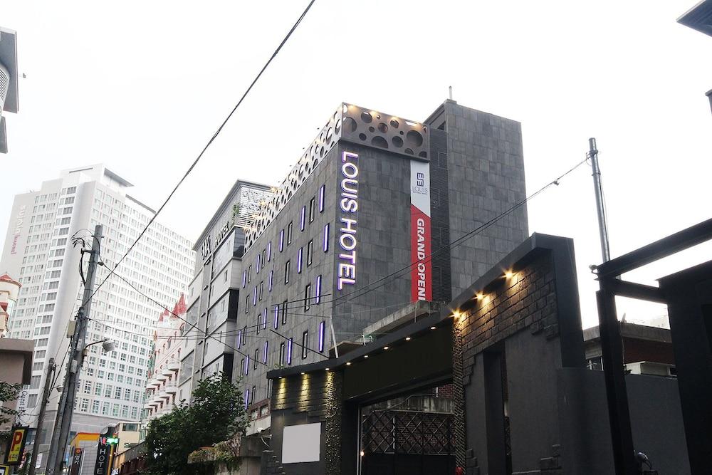 LOUIS HOTEL in BUSAN, South Korea