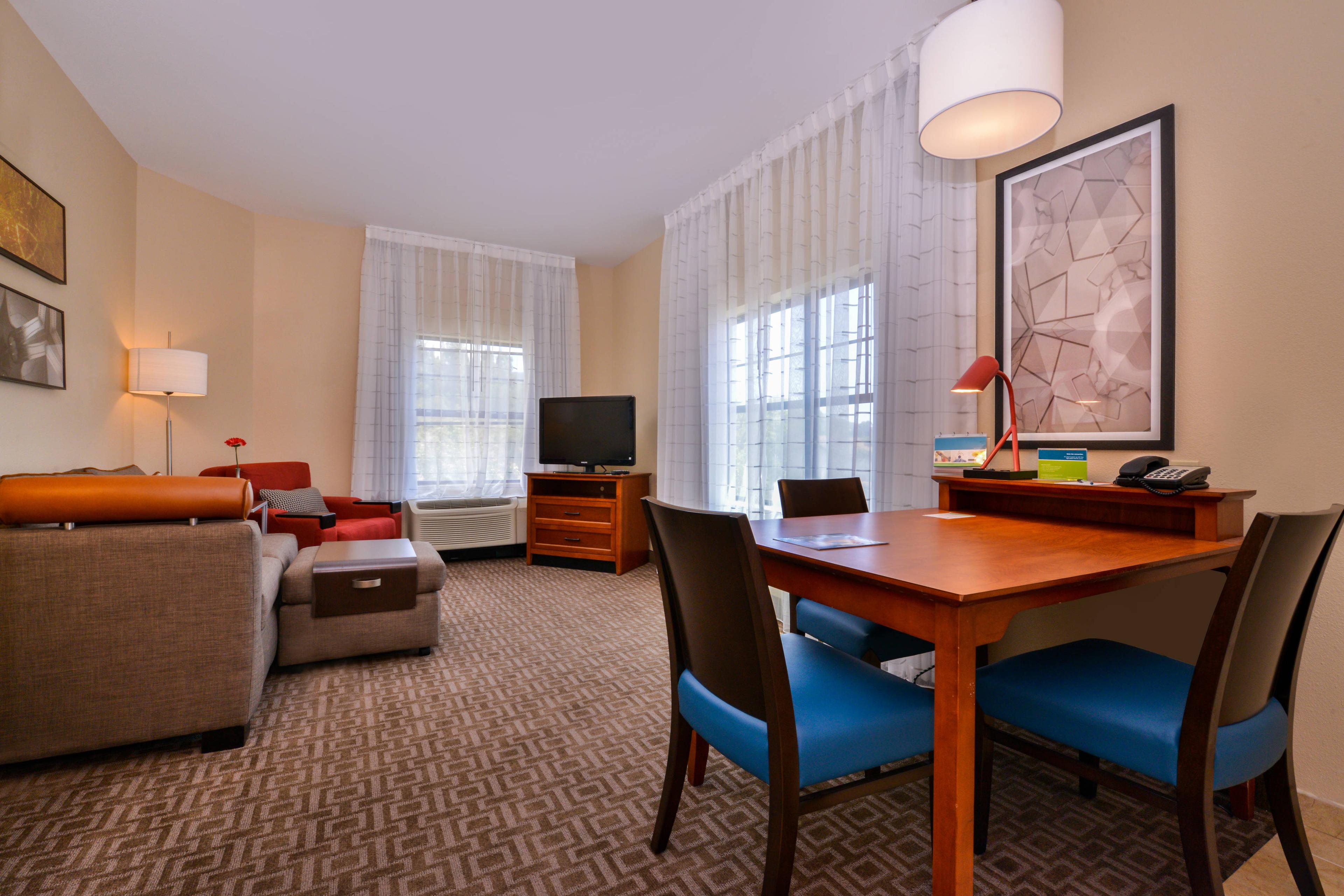 With plenty of space for relaxing, working or dining the One-Bedroom Suite is tastefully decorated and features complimentary Wi-Fi.